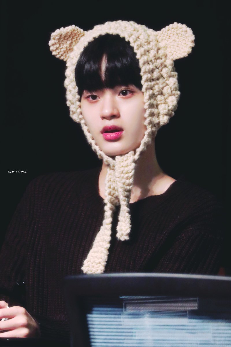heartspadeDH's tweet photo. 181216 누리꿈

인형이니 요정이니?

#이대휘 #대휘 #워너원 #LEEDAEHWI #DAEHWI #WANNAONE https://t.co/5x08EfzLk0