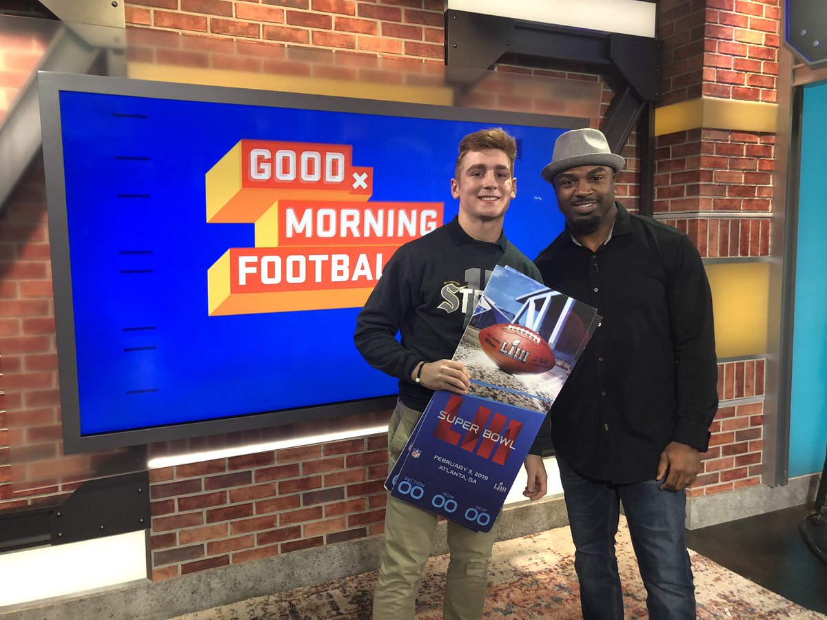 If you haven’t heard about this amazing story check out <a href="/AnthonyMeyer17/">Anthony Meyer</a>, a true inspiration !! Goodluck my friend!! Stay strong!!