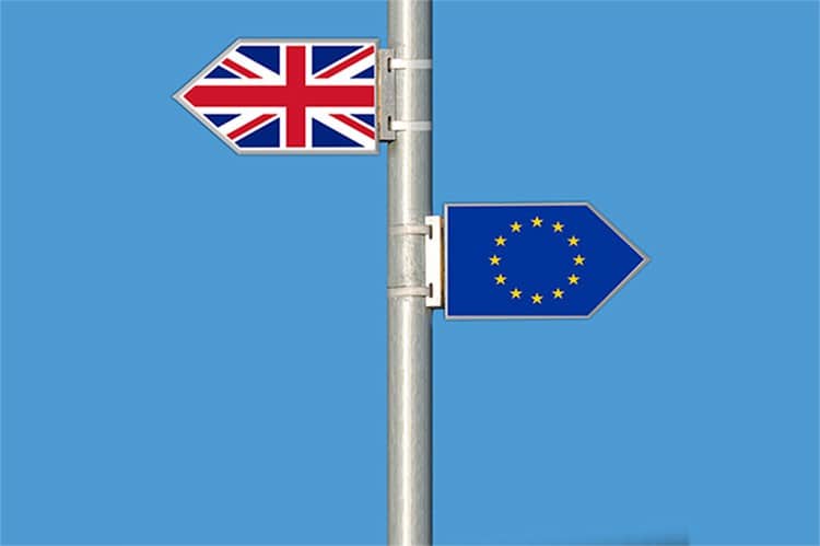 shipitsmarter's tweet photo. We are following the latest news concerning the Brexit closely and have investigated the consequences for our customers in case of a 'deal' or 'no deal' outcome. We have prepared scenarios which can be rolled out as soon as the conditions are clear. We will keep you informed. https://t.co/1HeTwQwjDm
