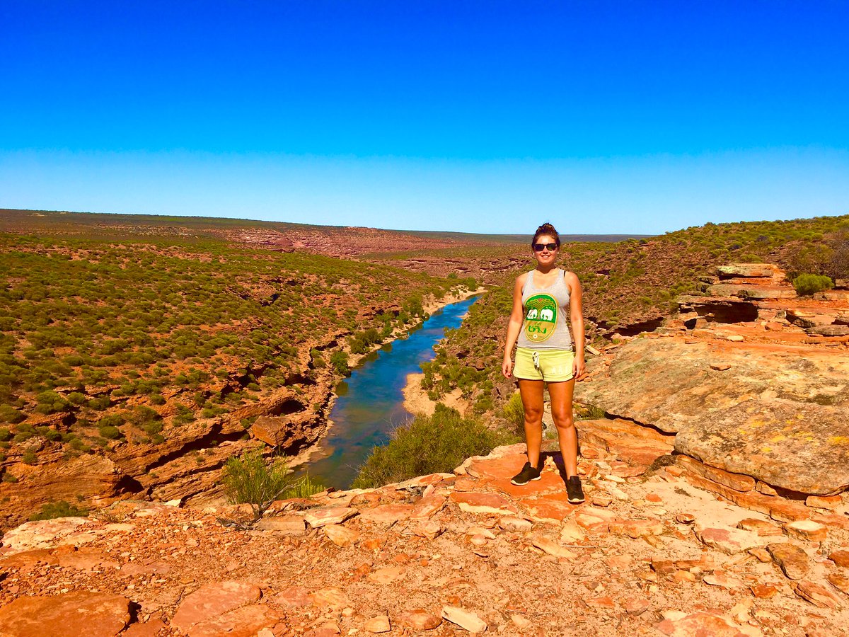 nicdav's tweet photo. A 9km hike on ‘ #thelooptrail ‘ @kalbarriwa #kalbarrinationalpark sling the gorge #westernaustralia 🥾🗺🎒🇦🇺 https://t.co/TMTAfHtKlR