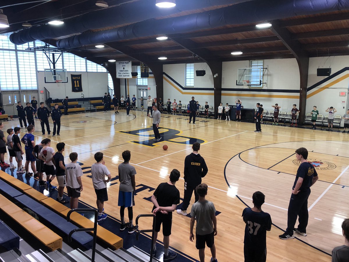 DevonPrepBBall's tweet image. The 2018 Devon Prep Basketball Shooting Clinic is underway!

@athletics_devon |||@CoachEJDuncan22 @coach_J_Fisher @shawnjwheeler @CoachGregSauer @BergsBiggestO @CoachWHarrison