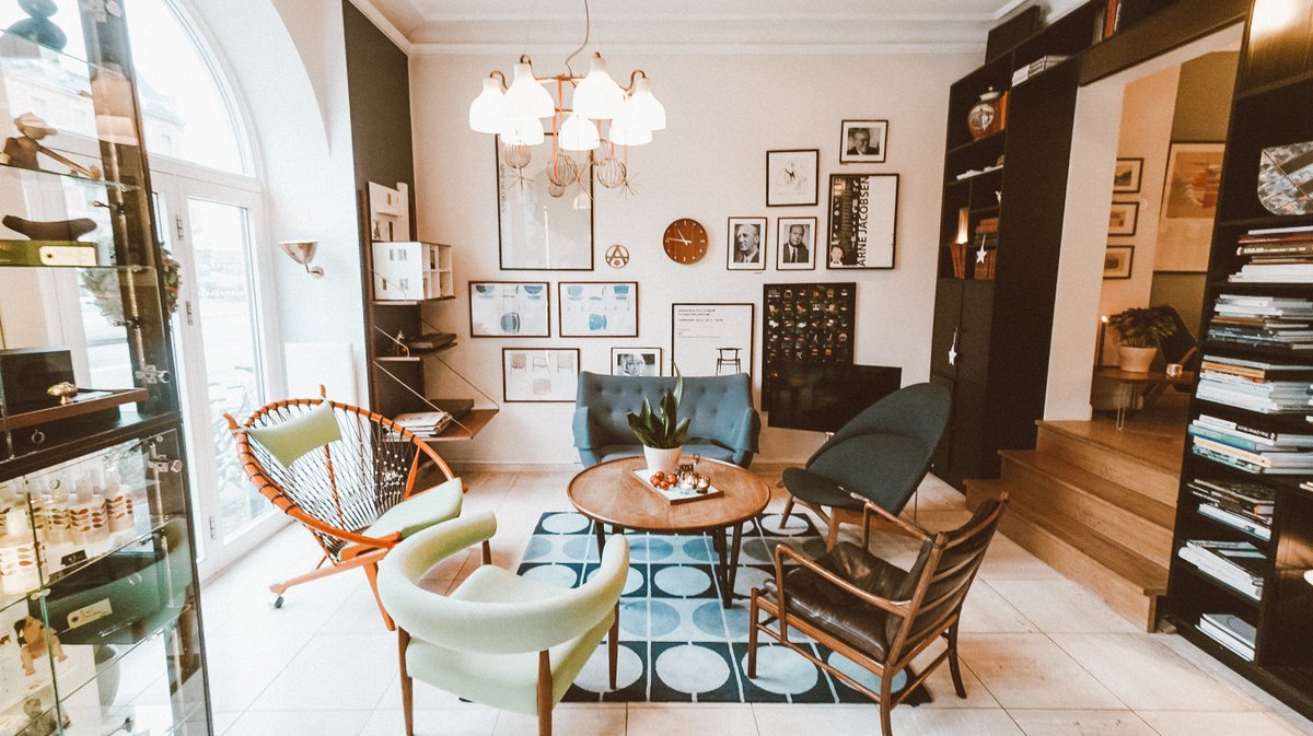 illumelation's tweet photo. Spent a night at the stunning @CphAlexandra boutique hotel #Copenhagen, inspired by 50s and 60s Danish design. #Travel #TravelBlogger #Scandinavia #Denmark

https://t.co/Lx8YMUO58D https://t.co/XfmgYapD0W