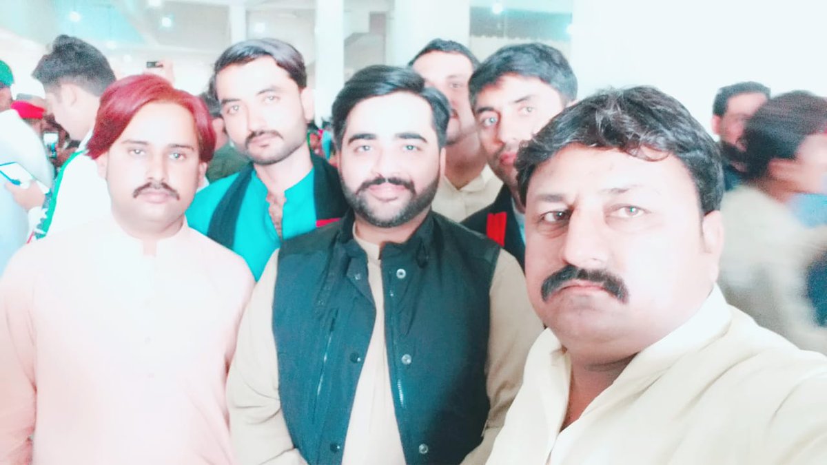 HumairIqbal1's tweet photo. Inimitable glimpses of PPP Thatta info sec Syed Mehmood Shah at Garhi Khuda Bux regarding 11th Martyrdom Anniversary of SMBB in Larkana.

@BBhuttoZardari @BakhtawarBZ @MacMehmoodshah https://t.co/7yPzi8NGjX