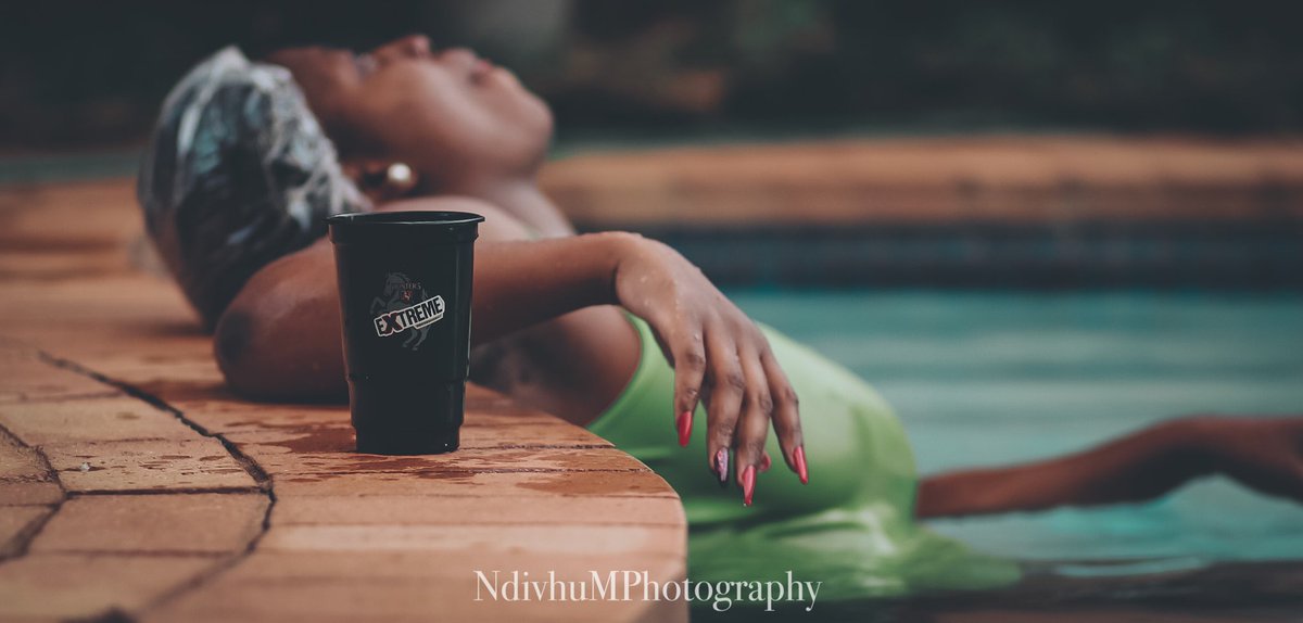 Zero2onestudios's tweet photo. Snap snap📸
85mm on sight 
#HuntersExtreme X #NdivhuMPhotography 📸 https://t.co/SxYFK03F7I