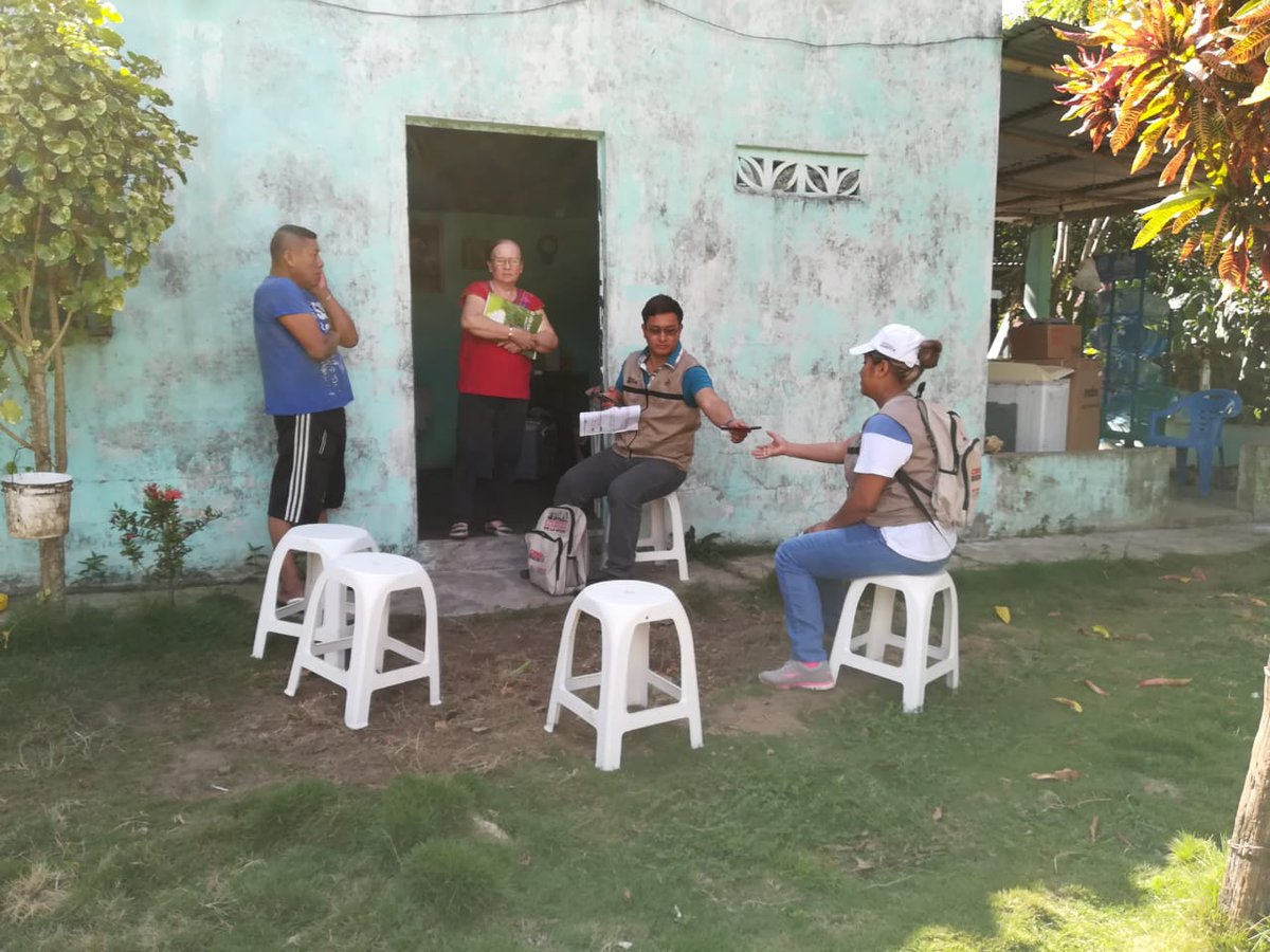sdntabasco's tweet photo. En #Tabasco los #ServidoresDeLaNación cumplen  con el objetivo de visitar casa por casa a la población para inscribirla en los programas sociales prioritarios del @GobiernoMX @lopezobrador_ @adan_augusto @cmmerino #EmilianoZapata #CuartaTransformacion #CensoParaElBienestar https://t.co/LxwT2mBJJl