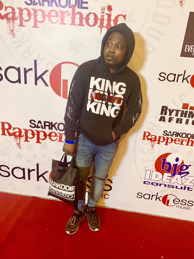 DesmondHudu's tweet photo. I’m the hidden @sarkodie you can never get. I’m a whole @TeamSarkodie  #Rapperholic2018 https://t.co/np4xM4LQgu