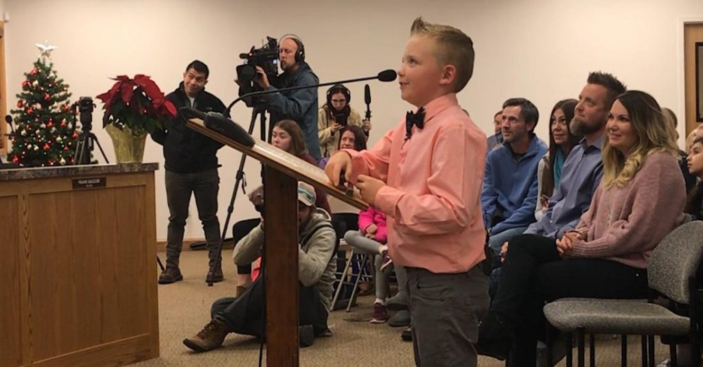 KAUpperFreehold's tweet photo. A 9-year-old boy got his Colorado town to repeal its ban on snowball fights - https://t.co/vu6VRHkOYo https://t.co/YpozJyCTN3