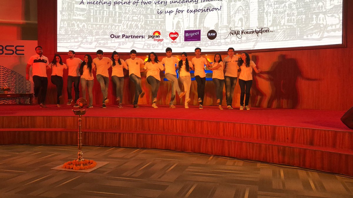 DSLITFest's tweet photo. In a blink of the eye, we caught the flash mob performing on the stage and they were none other than the students from @BSEInstitute weren’t they amazing?! We definitely heard gasps all around from the audience! @BSEIndia #flashmob #dslfx2018 #dslfx https://t.co/mDBlmw3TK7