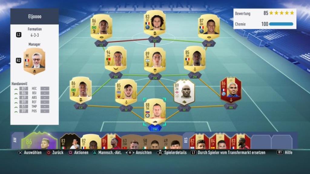 LaFatalic's tweet photo. Team für die Weekend League steht..endlich Cr7 und Lala 86 in rot auch nice! #fatalic #fifa19 https://t.co/7o5tfrUj06