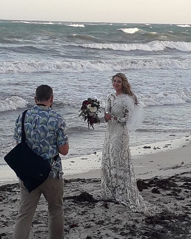 ArenaBlueTulum's tweet photo. Just be beautiful 💙
.
.
.
#arenabluetulum #arenabluestyle #boutiquehotel #beachvibes #beachwedding #caribemexicano #tulum #mexico https://t.co/ftN1mMkQqT https://t.co/5KwxeUM2G5