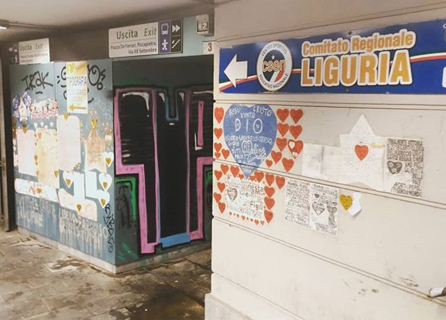 HighlightsArte's tweet photo. Metro surprises.
#melinariccio #womenartists #artist #artbrut https://t.co/eRoMcxNbhR https://t.co/Pxg7YUXGCo