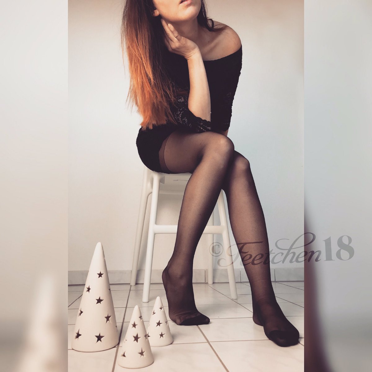 feetchen18's tweet photo. #perfectfeet #pantyhose #pantyhosefeet #hoserie #feet #perfectlegs #nylon #nylonfeet #nylonmodel #footmodel https://t.co/yS2fwWFyIk