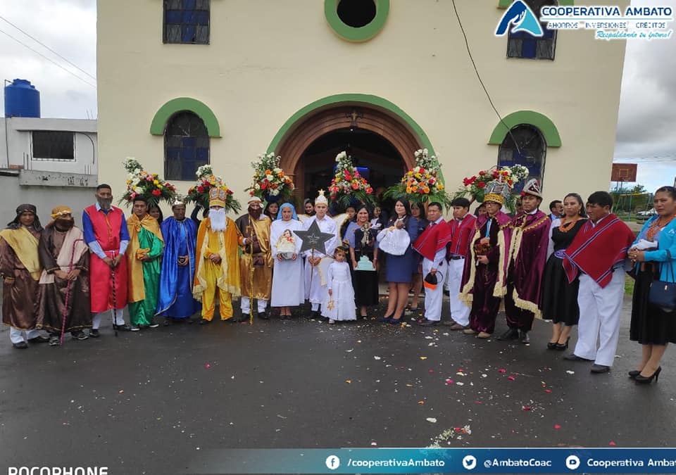 AmbatoCoac's tweet photo. Como familia @AmbatoCoac compartimos momentos únicos,en la comunidad Chibuleo-San Alfonso, autoridades y funcionarios de las agencias a nivel nacional, con mucha devoción participamos del tradicional pase del niño y la misa en honor al niño Jesús
#cooperativaAmbato #FelizNavidad https://t.co/U460xxFhFI