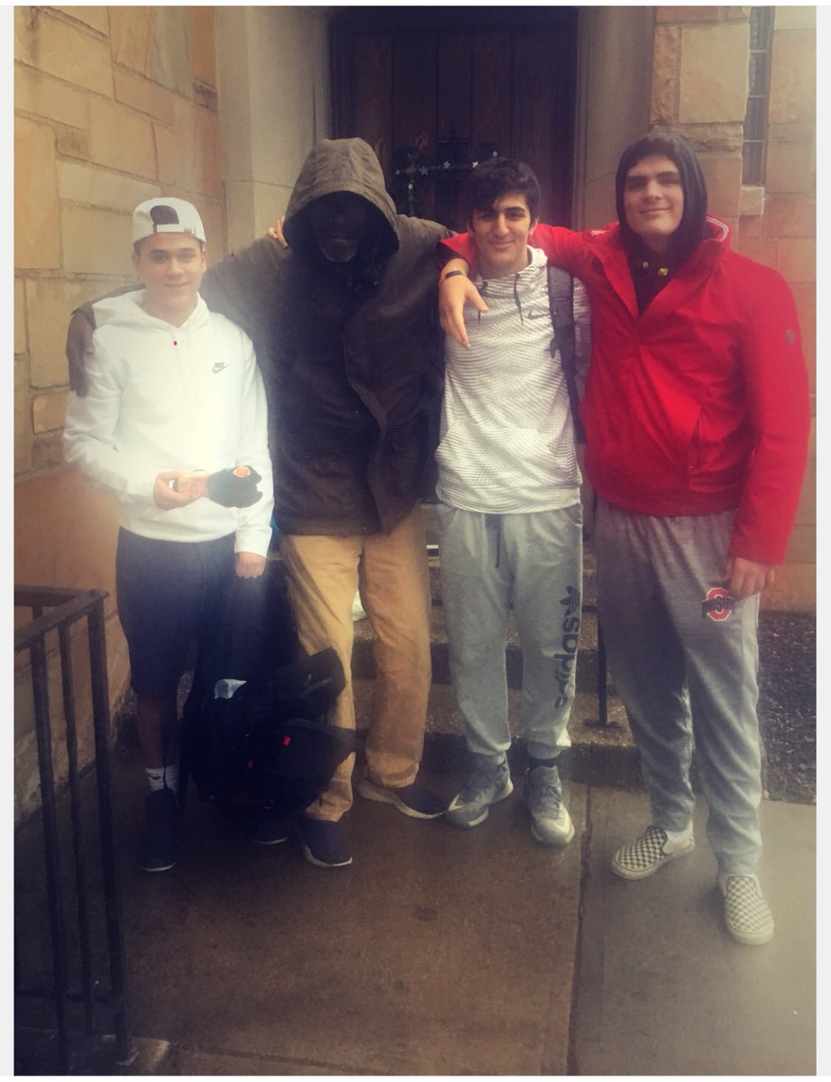 The boys giving out hats, socks, mittens, and subs. Heading back out again over break.  If you have extra blankets, pls dm Drew.