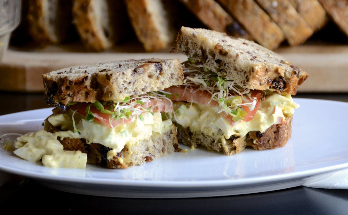Soft, creamy EGG SALAD is perfect on toasted bagels, croissants or crusty grain bread. 
ow.ly/yyAC30eJzwq 
#sandwichlover #lunch #eggs #weekendatthecottage