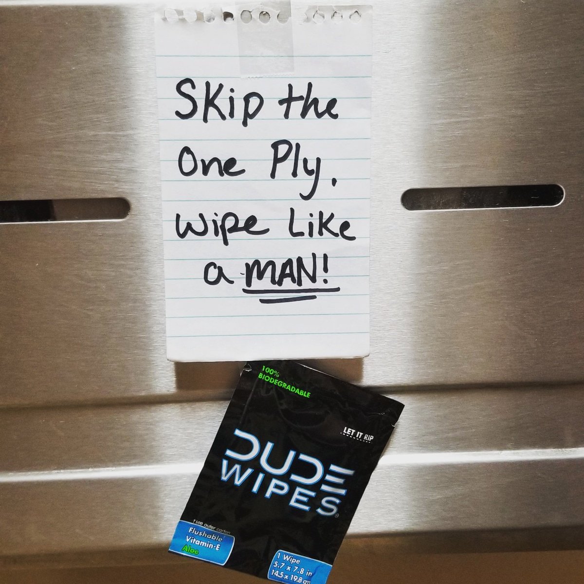 nickyreidg's tweet photo. Skip the one ply, Wipe like a Man!
@DUDEwipes 

#dudewipes #dudeproducts #wipelikeaman #officelife https://t.co/ahTUePbu6h