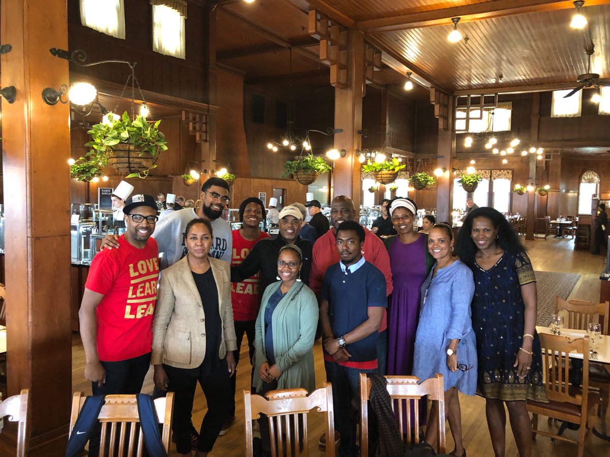 BMAchievement's tweet photo. 2018 was an incredible year for CBMA! From the #CBMATurns10 Gala, all Rumbles, PoP’s &amp; all else that occurred... Sending much #ThankYouThursday love to heroes behind it all, #TeamCBMA Staff &amp; Board! #LoveLearnLead #CBMANext #CBMA2018Highlights https://t.co/CHhXPYweq9