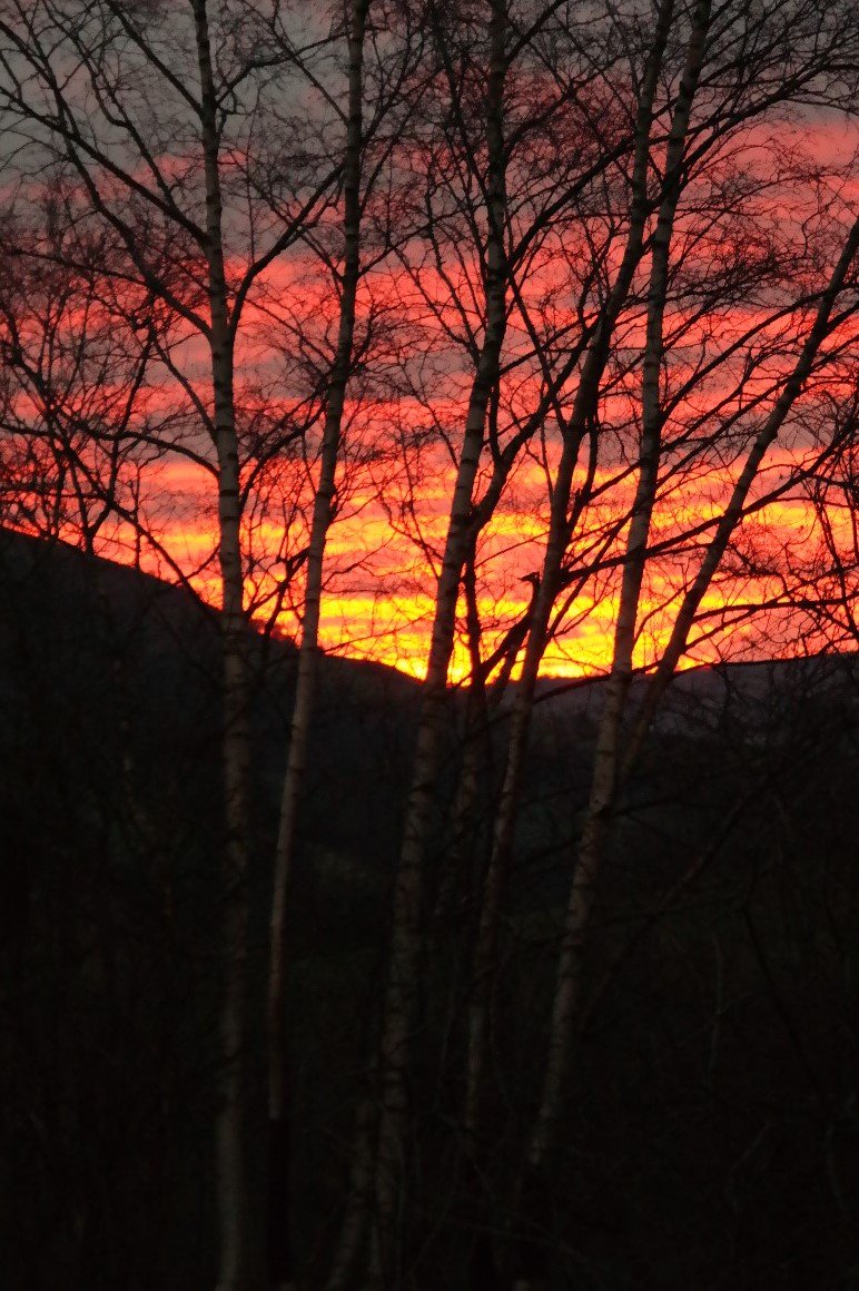 Sunset over Edw Valley this evening