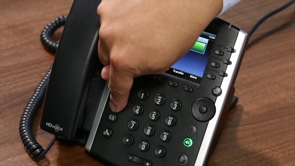 Don't forget that our phone lines are open for music requests, dedications, bookings and enquiries, you can call us on 0161 764 9200. Please remember that Option 1 goes directly to the Studio and Option 2 is for Enquiries and Bookings only. Thank you.