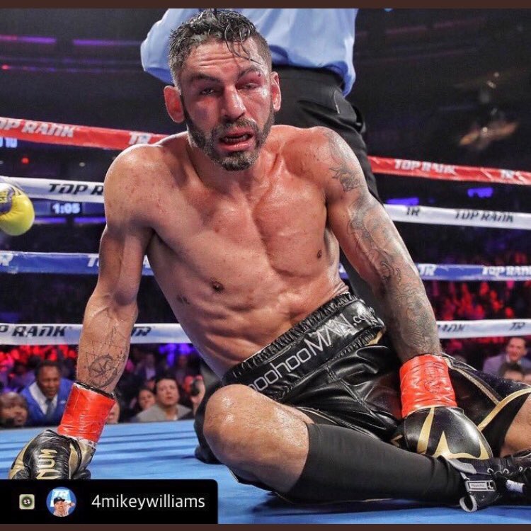 __tshia908's tweet photo. But the nigga goes for my head again and this time he pulled the whole thing off 😭😭😭😭💔💔😭💔😭💔😭😭😭💔💔😭😭😭😭😭😭😭😭😭😭 https://t.co/ZWAYEyiJLp