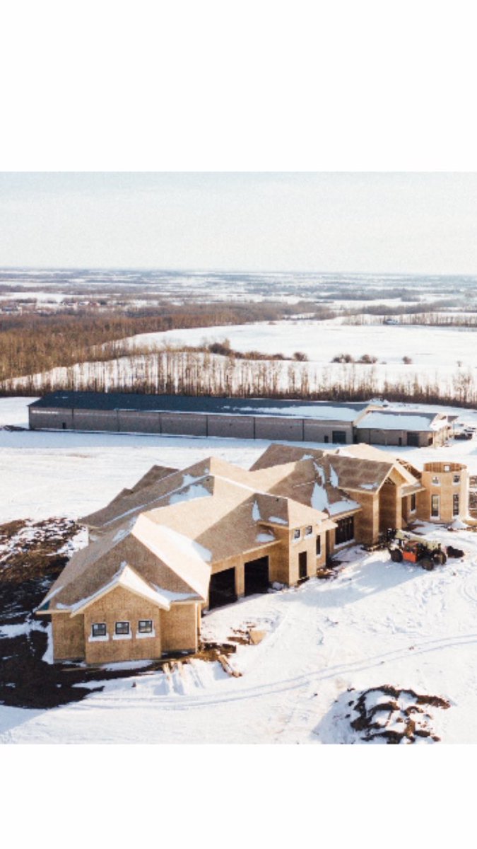 RyanBourke11's tweet photo. High Point Ranch is coming along! One more year until move in! https://t.co/JDbmucYvRE