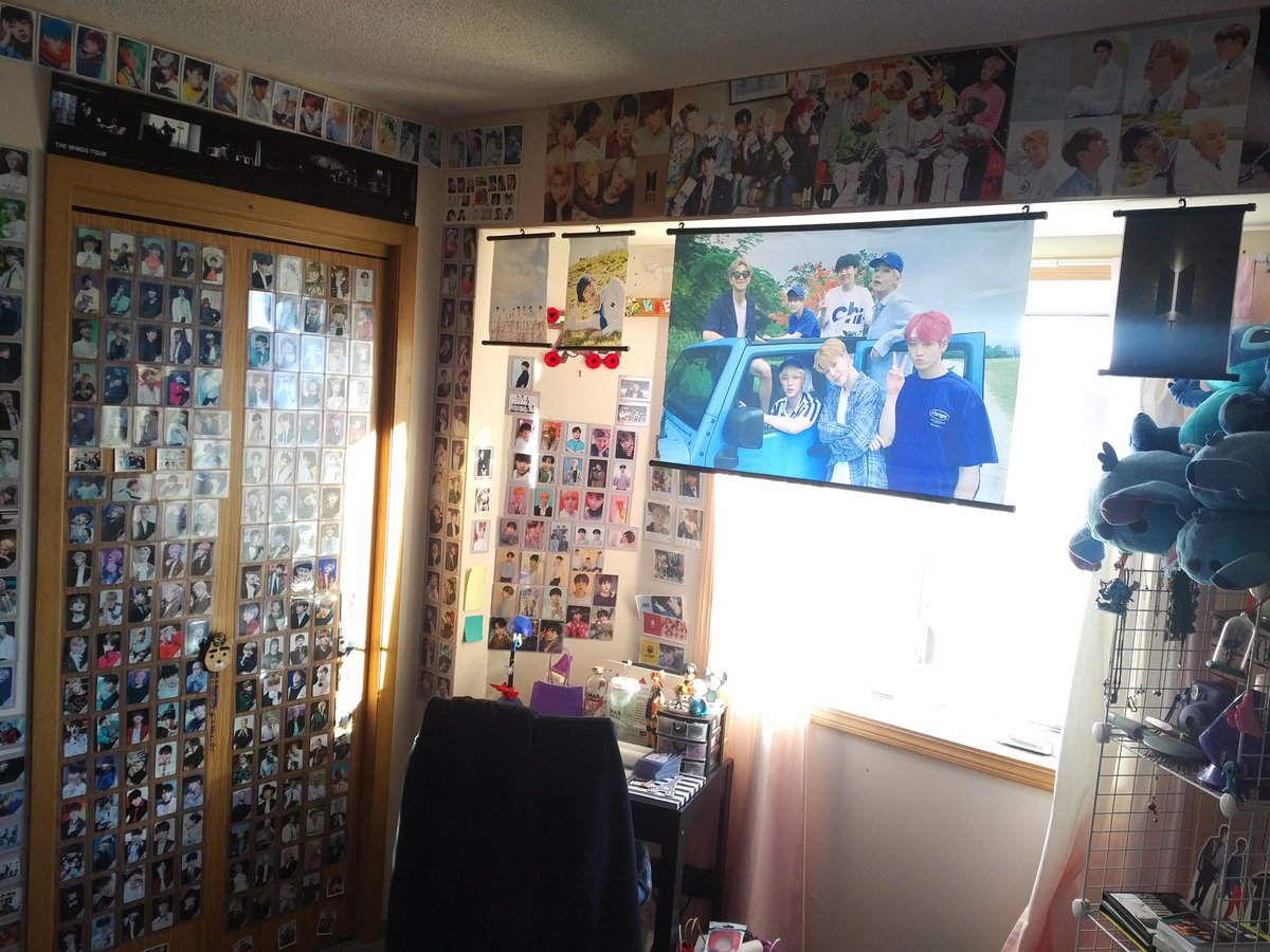 Kathieleen's tweet image. Now I look at all this stuff that we recently bought, and BTS is taking over!😂
Dear @BTS_twt @bts_bighit, let a #BTSARMYMom breathe a little😂😉 (JK) I love you guys for spoiling us!!