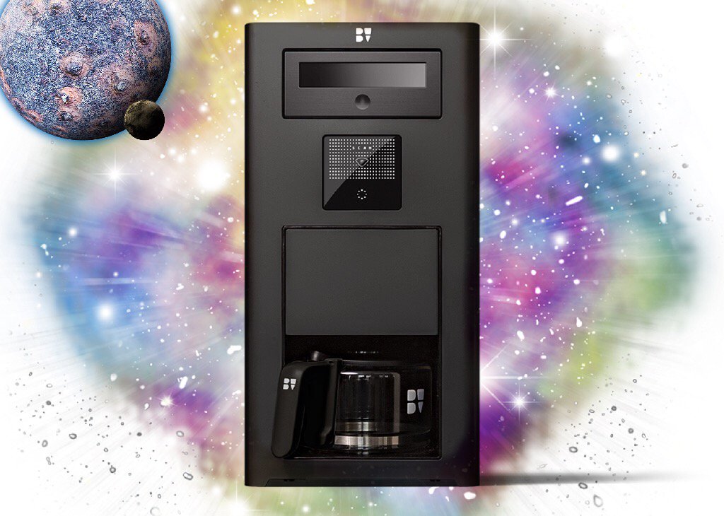 Have you met our new Berlin, she is not from this world! 🚀 🔭 🛰️ 🌑 👽 👾 #coffeelove #retrofuture #coffeemaker