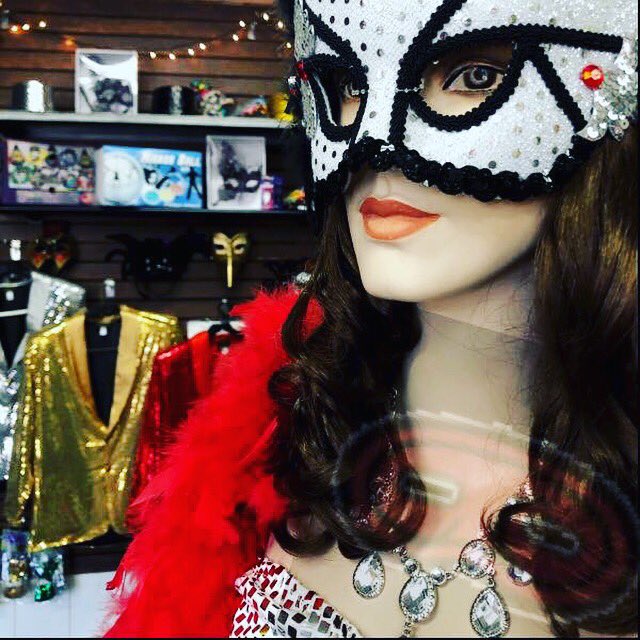 the_costumer's tweet photo. New Years Eve party? We are ready for you! Masks starting at $1.98 #nye #redmask #thecostumer #nyeparty #capitalregion #colonieny #schenectadyny #gowns #tux #balldrop #sequin #boa #discolights
Visit us today! https://t.co/eJ92SWpZvK