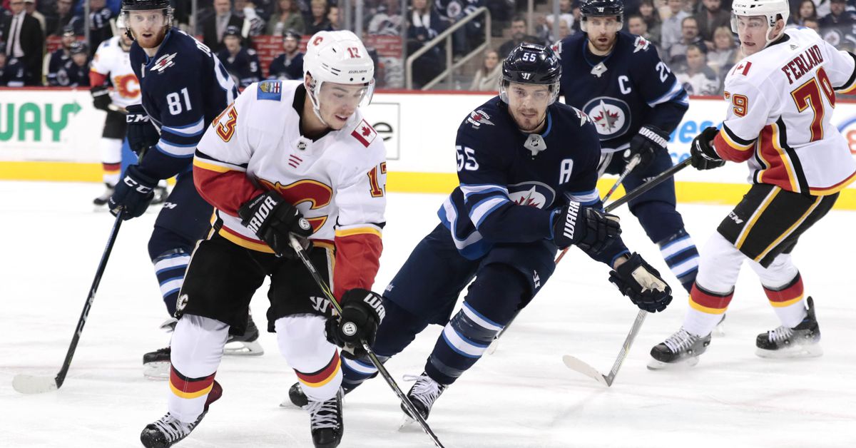 zesty_flames's tweet photo. Preview: Calgary Flames @ Winnipeg Jets 12/27/18 38/82: Flames Look To Close Gap On Jets https://t.co/f7SRe3klZD https://t.co/r17DMhbv3u