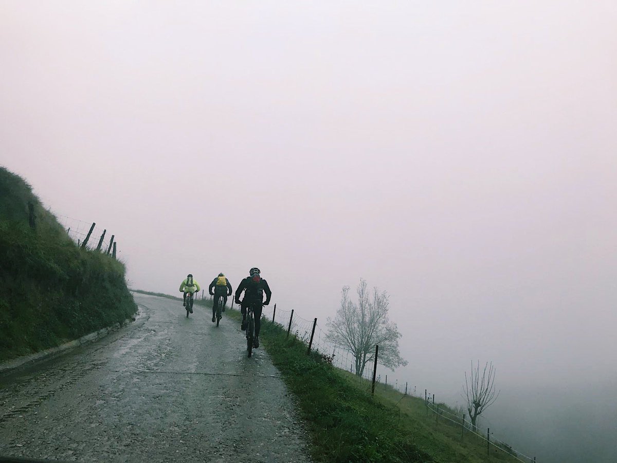 bicicarril's tweet photo. Recordeu: aquest #capdesetmana tenim obert, així que no perdeu l'oportunitat de fer una #sortida en #bicicleta 🚵 https://t.co/e1ia4sryqw