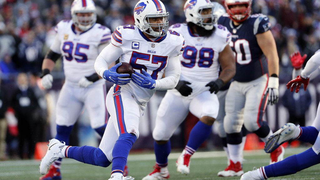 zesty_bills's tweet photo. Lorenzo Alexander says 2019 will be something special for Bills https://t.co/E0ImIG9Zdc https://t.co/veQ6ZH8h9S