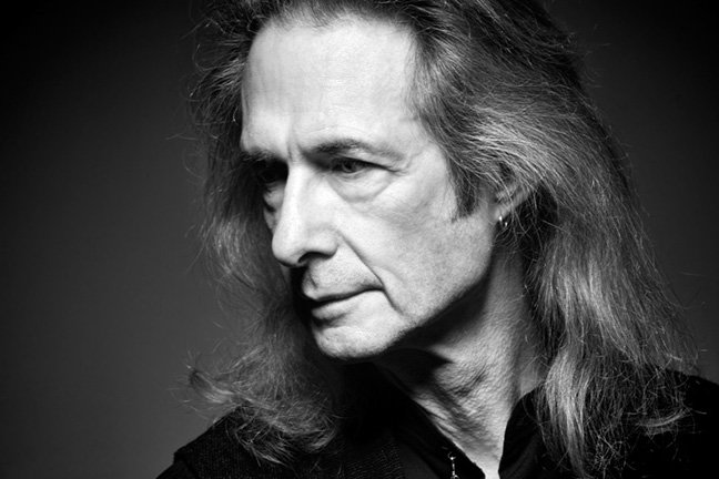 Wishing a happy birthday to Lenny Kaye!  We hope it s the best one yet 