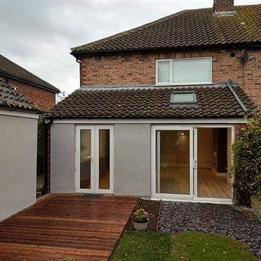 Fearnalls's tweet photo. #ForSale - Toll Bar Road, Christleton.  Larger than average 3 bed semi. £295,000. Ready to move straight in! To view, call us on 01244 340 402. #Fearnalls #EstateAgents #Chester #Christleton #ChesterTweets #Property #ChesterProperty #ForSale #ToRent #Vendors #Landlords #Tenants https://t.co/S7COcFKa9v