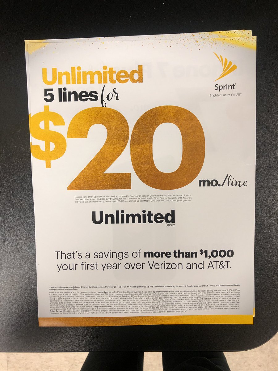 #NationalFruitcakeDay celebrate by switching to sprint. Now 5 lines for $100. Exclusively at 1980 south rainbow 89146 
@Sprint4LV <a href="/CityOfLasVegas/">City of Las Vegas</a> 
#lasvegas #AirPodsforchristmas
