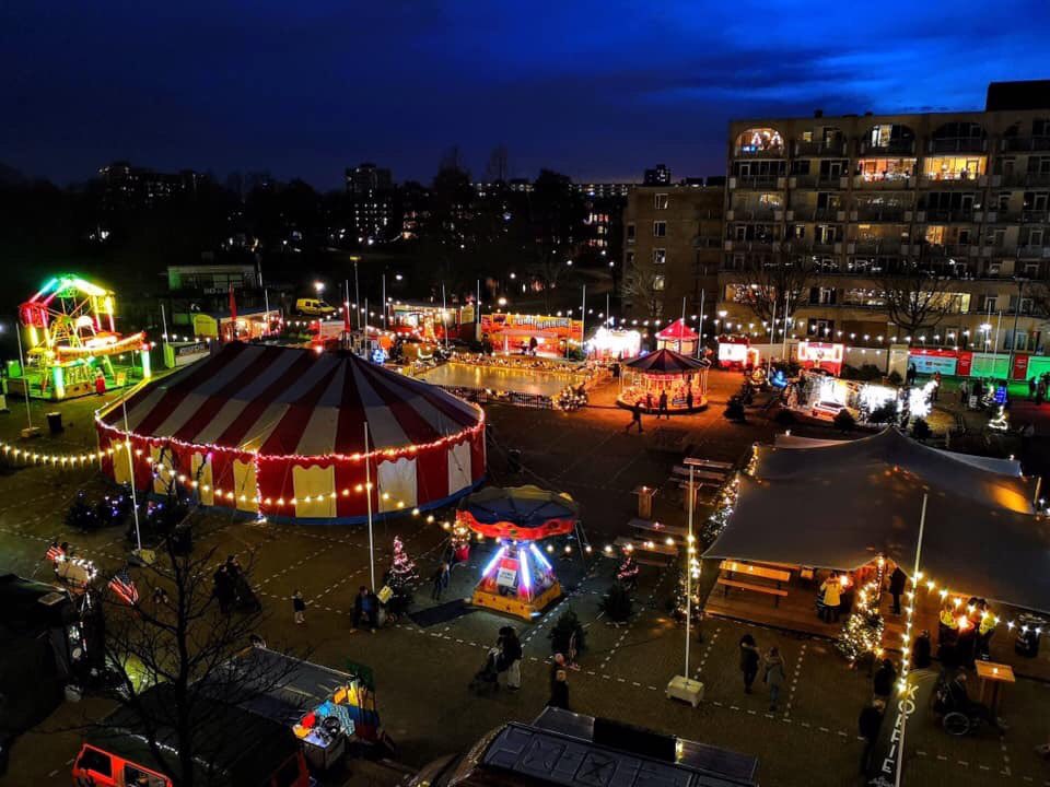 margreet_vdriel's tweet photo. Magisch #Zoetermeer is gestart! Vier dagen lang (tm 31-12) magisch vermaak voor jong en oud op de Markt. #zoetermeerbruist https://t.co/Yrnb27yvpq