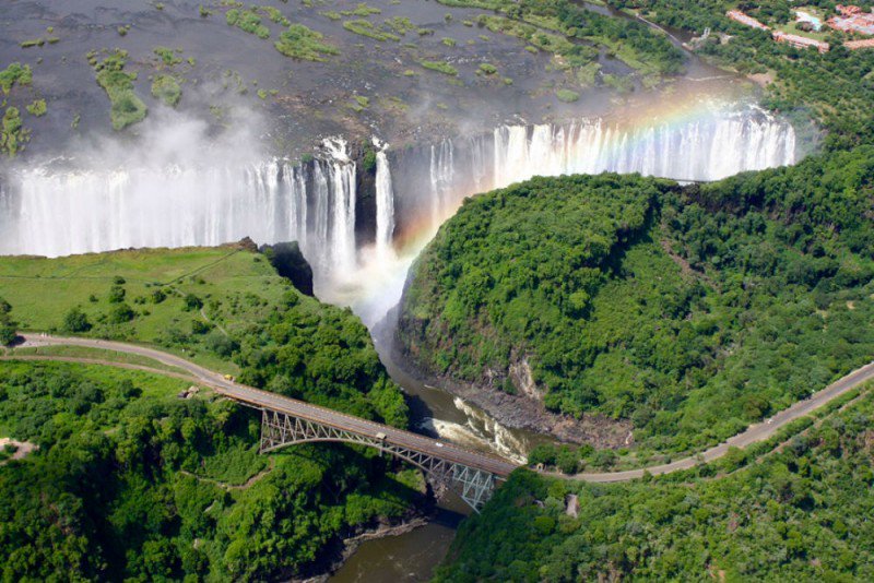 ApexNewsZim's tweet photo. Victoria Falls https://t.co/seWYiBA7xA
