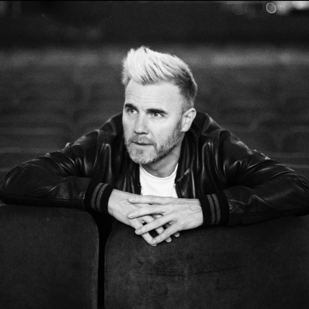 Garyismyhero's tweet photo. @GaryBarlow #pics #Calendar #nextyear #2019 #wow 

📷 https://t.co/83g8jHNaoj https://t.co/8wq5In5o0j