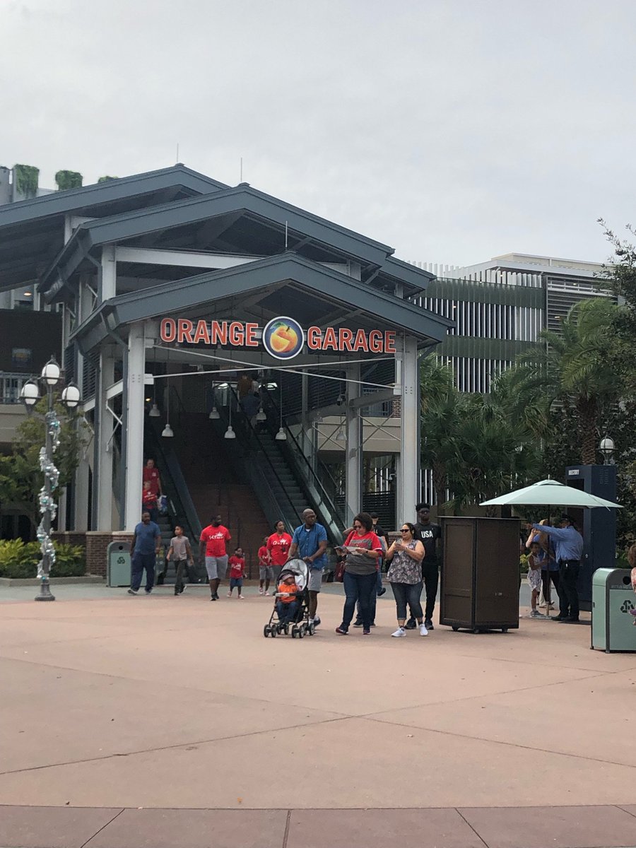 SyracuseSoldier's tweet image. Found the #OrangeGarage @DisneySprings #OrangeNation #CuseForTroops @IVMFSyracuseU @DrMikeHaynie @SyracuseOVMA @Cuse @CuseFootball @CWBowl @CWStadium #Syracuse #Orange #CWBowl #IVMFSyracuseU #SyracuseOVMA #CuseNation @SyracuseU