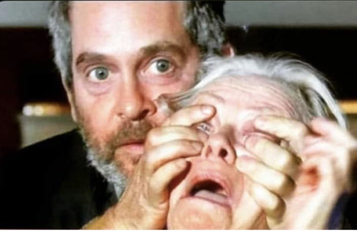 That_ShitFray's tweet photo. My wallet forcing me to look at my bank account when I decide to go out on The Weekends. https://t.co/BV7jedi4TJ