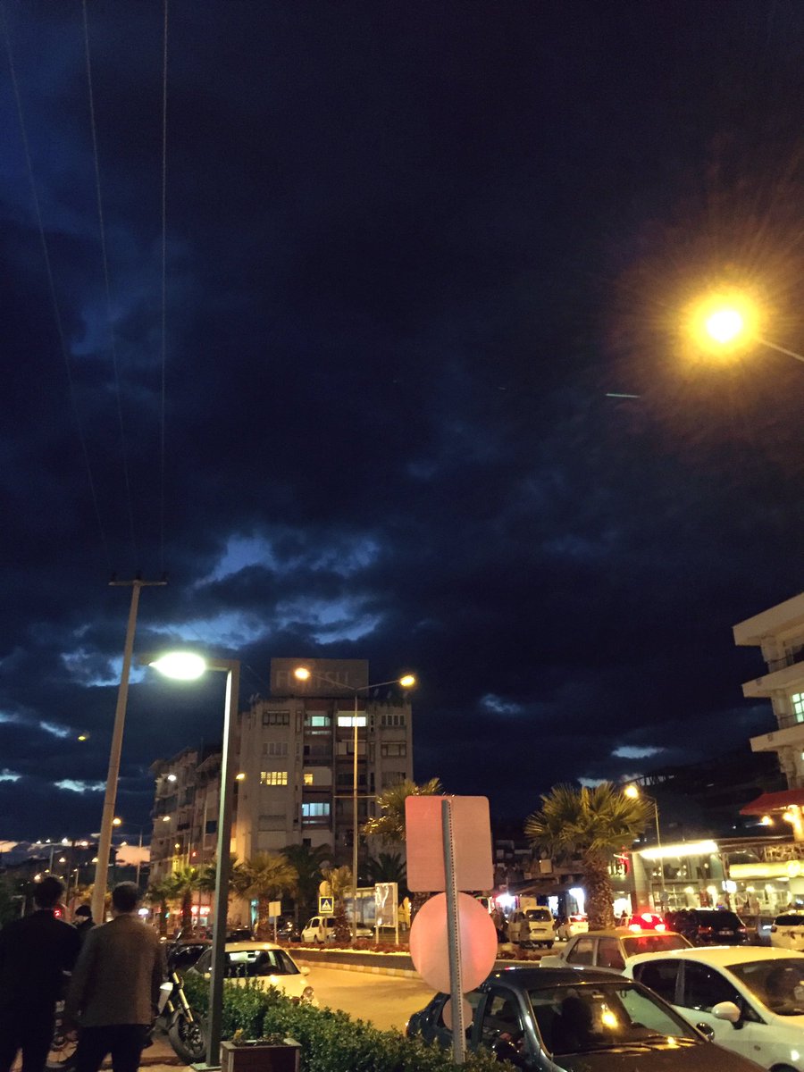 Haydi Nazilli yeni yıla beraber girelim bayan arkadaşlara yada çift dostlarıma duyurulur yeni yılda sizlerleyim çok güzel bir ortam sizi bekliyor hemen dm at konuşalım. 

#nazilli #nazillidost #nazillisırdaş #nazillisex