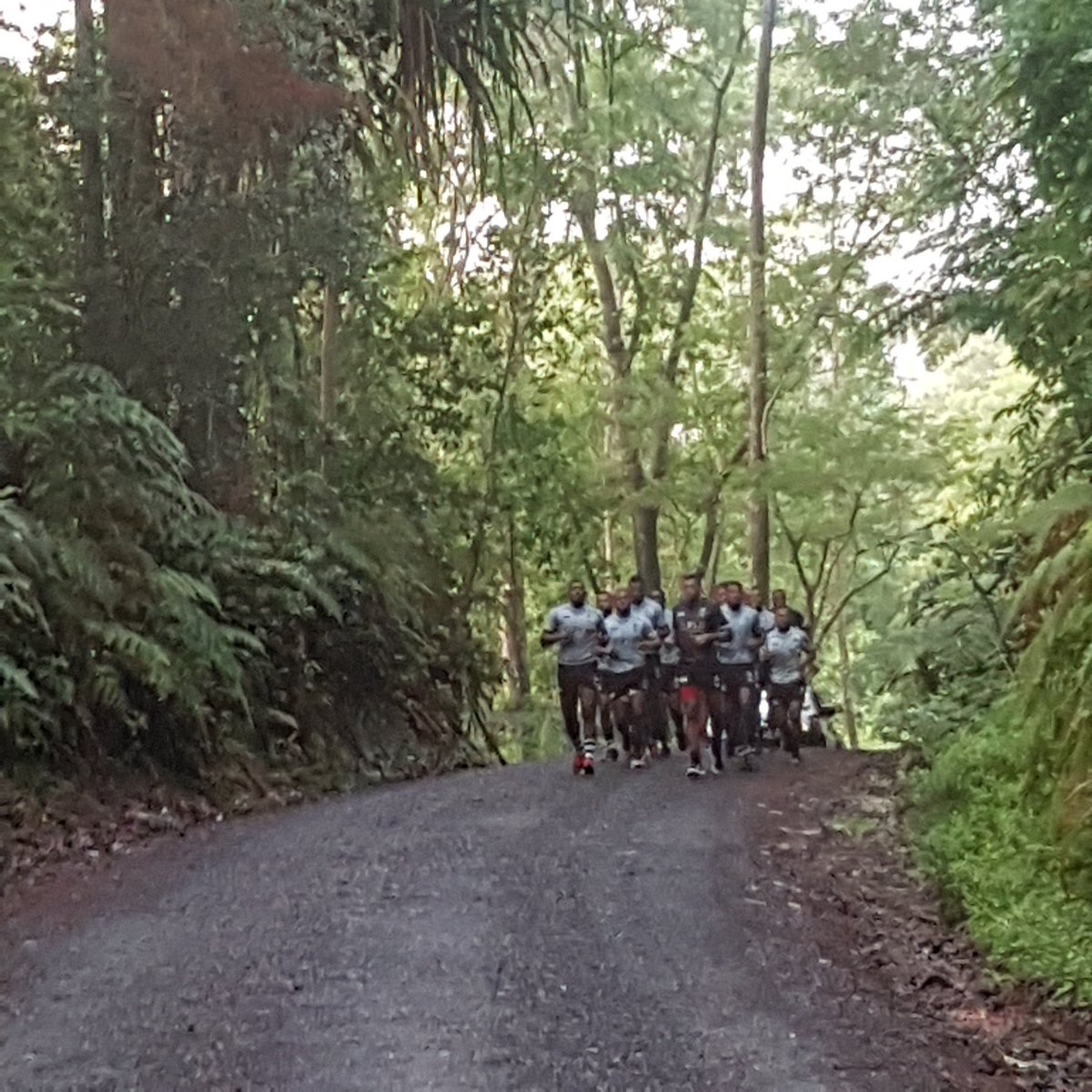 cawnac_naca's tweet photo. Finishing the year on a mountain. Vinaka boys for an awesome 2018. Vinaka Viti for all your support. Ni sa moce. 👏👊👍 https://t.co/8e1IsKiVQ6