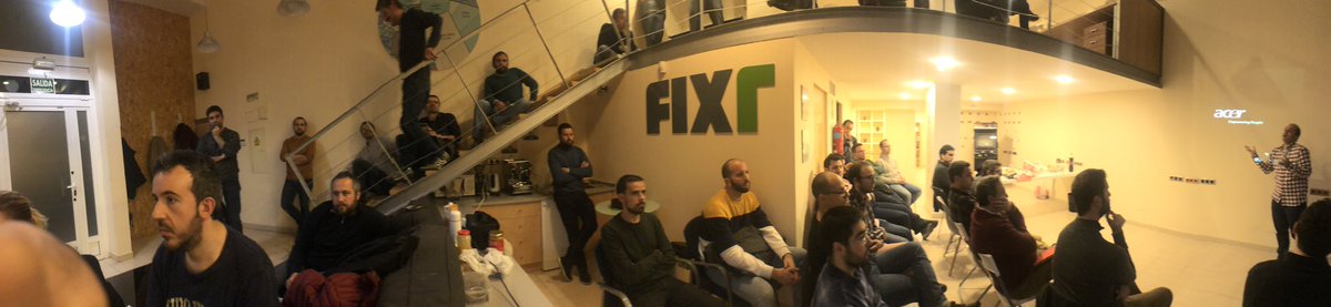 Aprendiendo con muchos amigos en el <a href="/HackerClubALC/">Hacker Club Alicante</a>. Por ejemplo, desconocía q el centro mundial de IA de Rodhe&amp;Swartz está en Alicante. Brutal lo q se está cociendo por aquí 
<a href="/_Alicantec/">AlicanTEC</a> <a href="/andres_pedreno/">Andrés Pedreño Muñoz</a> <a href="/antor/">Andrés Miguel Torrubia Sáez</a> <a href="/eduardomanchon/">Eduardo Manchón</a>