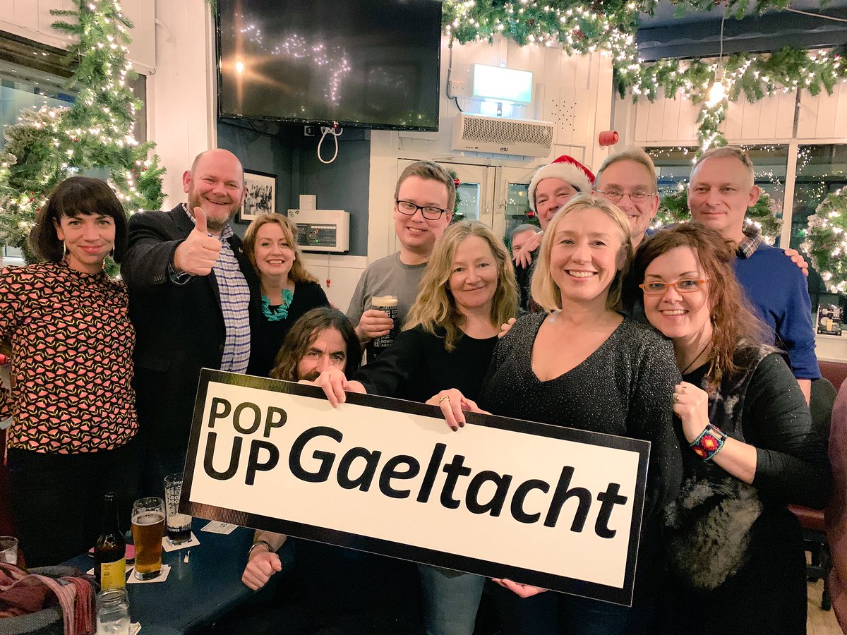 Gaelgeoirí Shinn Féin #Cairde #comhluadar #craic #ceol #Gaeilge2018 @popupgael @sinnfeinireland @SinnFeinGaeilge @DublinSinnFein @DaithiDoolan @Dairenilaoi @larryotoolebohs @great_elmo @CathalOMurchu