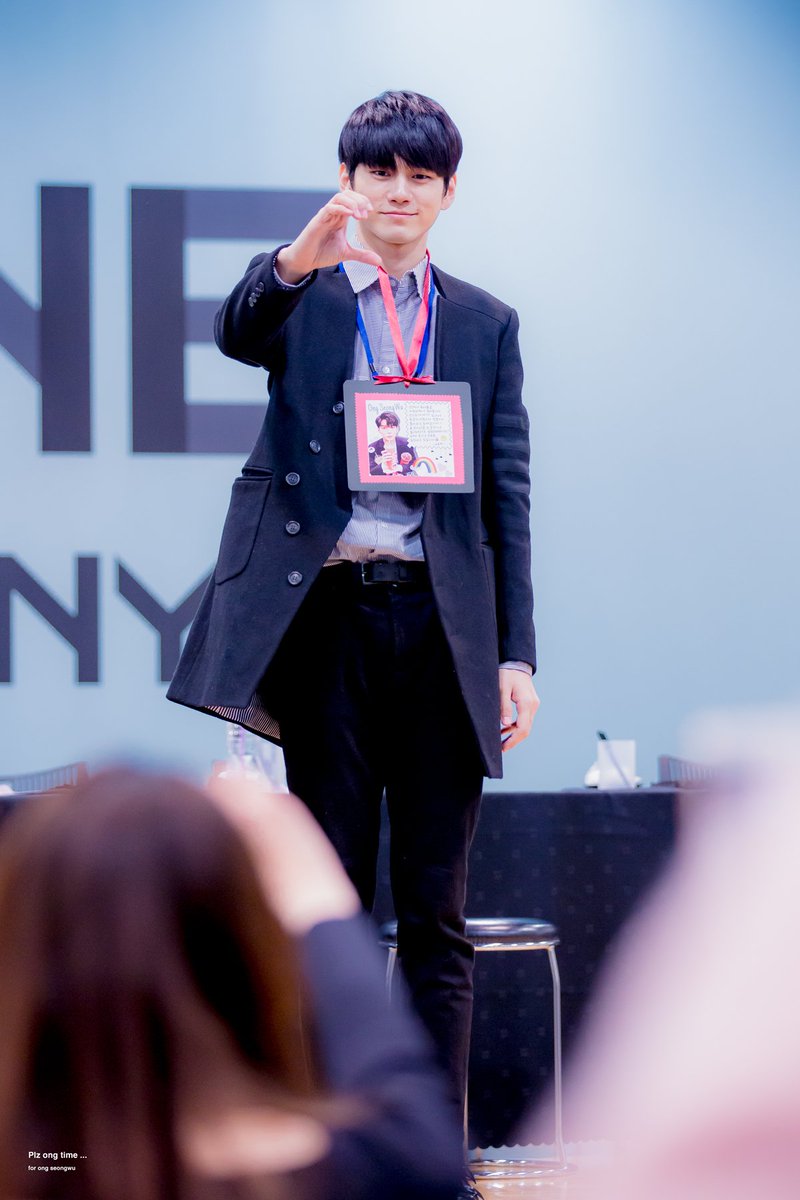 plzongtime's tweet photo. 181222
💙💛❤️

#옹성우 #OngSeongwu 
#워너원 #WANNAONE https://t.co/DUqg23dRmV