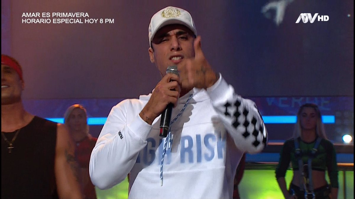 Combate_ATV's tweet image. ¡Talento nato! Los hermanos .@JotaBenzOficial y @GinoAssereto demostraron que la música también es lo suyo Sigue la señal EN VIVO ► bit.ly/1FbDTrs | @atvpe