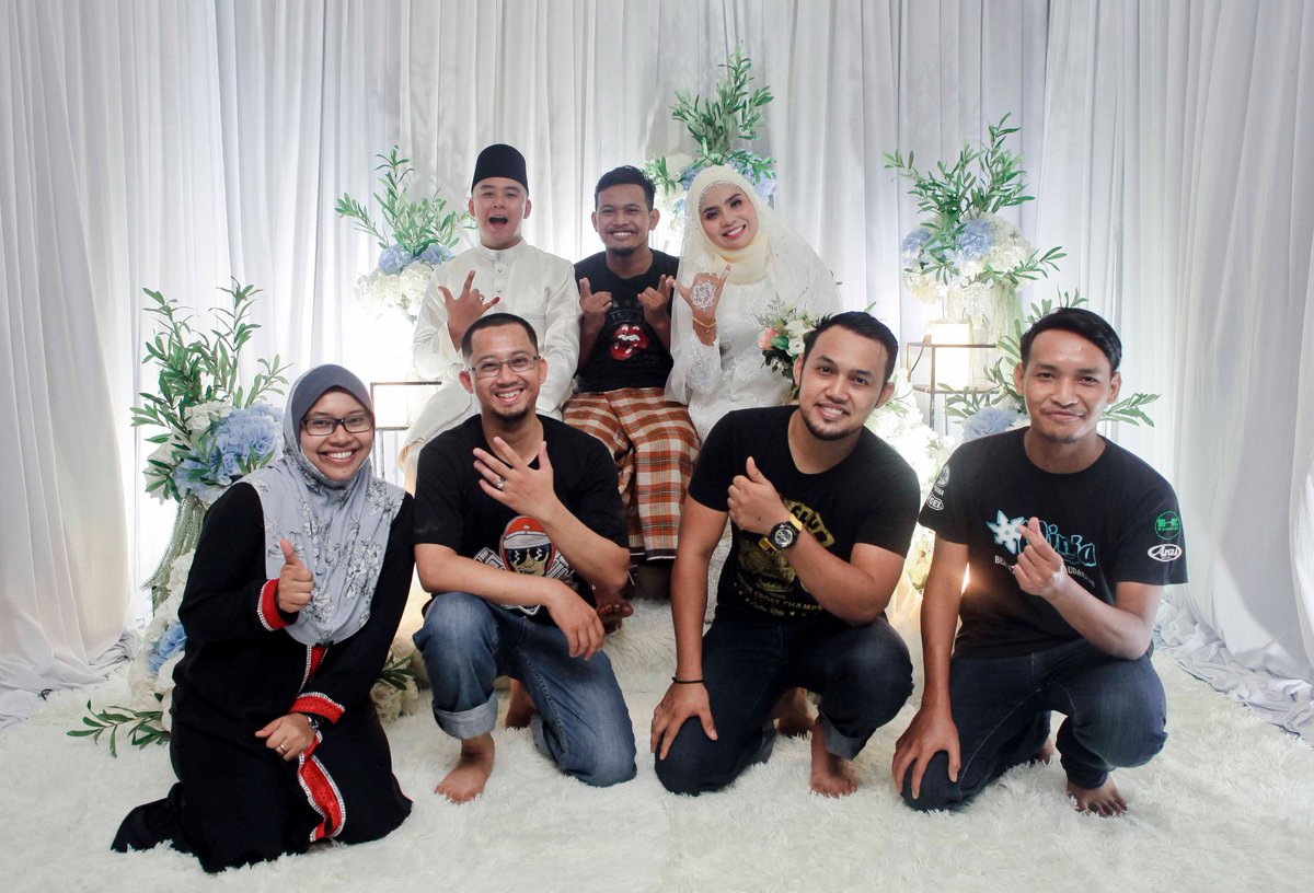nurul_k06's tweet photo. Siblings 💞 https://t.co/uxKkNunVee
