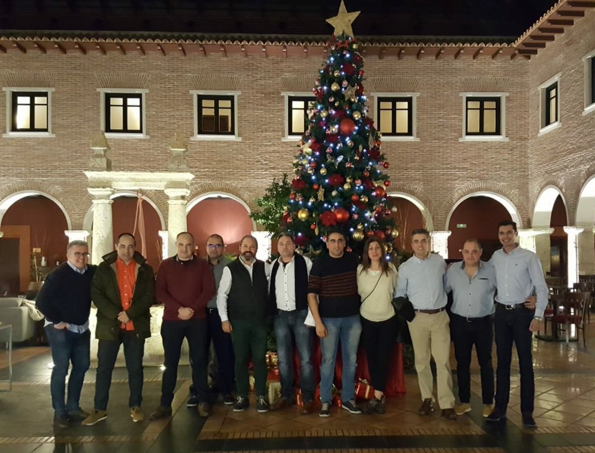 Reunión de <a href="/ASESGCCyLeon/">ASESGC Castilla y León 🇪🇸</a> y <a href="/JF_SilvaN/">Silva Nieto</a>!
Comprometidos con la defensa de los  derechos de los Suboficiales <a href="/guardiacivil/">Guardia Civil</a> .

<a href="/ASESGC/">ASESGC Guardia Civil</a> 
<a href="/AsesGCLeon/">AsesGC Leon</a> 
<a href="/AsesGCBurgos/">AsesGC Burgos</a> 
<a href="/AsesGcPalencia/">ASESGC Palencia</a> 
<a href="/AsesGCZamora/">ASESGC-ZAMORA</a> 
<a href="/AsesValladolid/">AsesGC Valladolid</a> 
<a href="/AsesGCSoria/">AsesGC Soria</a> 
<a href="/AsesGCSalamanca/">AsesGC Salamanca 🇪🇸</a> 
<a href="/AsesGCAvila/">ASESGC Ávila</a> 
<a href="/AsesGCSegovia/">AsesGC Segovia.</a> 
<a href="/Ana_kpg/">AnaK</a>