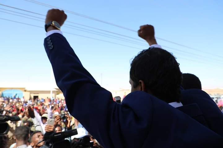 Abdiqanihassan's tweet photo. “Change will not come if we wait for some other person or some other time. You’re the one we’ve been waiting for. You’re the change that we seek.”

#Difaac #Dowladnimo #President #puntland_election Somalia
#Gen Asad Osman Abdulahi https://t.co/CAn8Y4eTkn