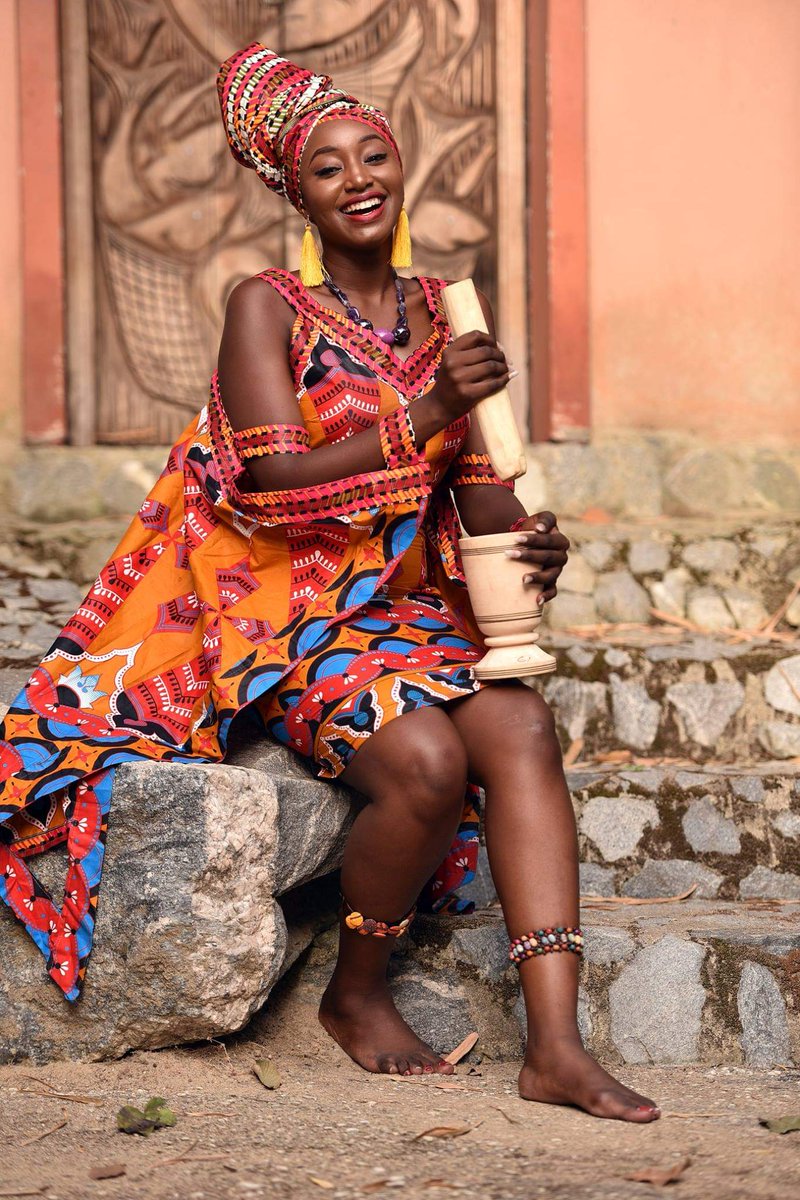 CKatongo11's tweet photo. Zambia's representative at Miss Africa Calabar 2018 Gladys Kayumba. Go Gladys!
#MissAfrica2018Calabar 
#GladysKayumba https://t.co/8aVlNrm1I7