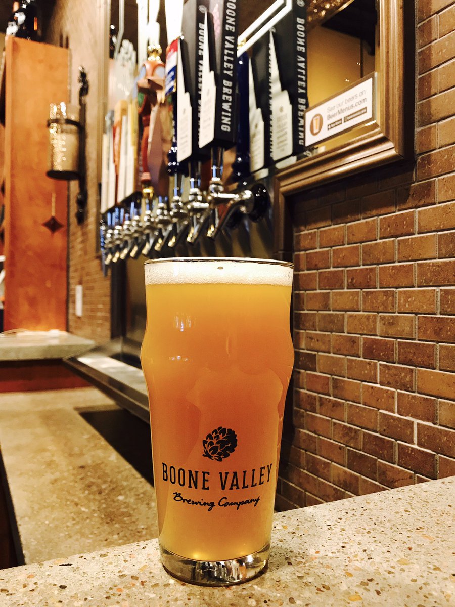 Boonevalleybrew's tweet photo. Brumoso Pale Ale is back! This time with Simcoe and Mosaic Hops.... Cheers! https://t.co/3CLqsO16LU